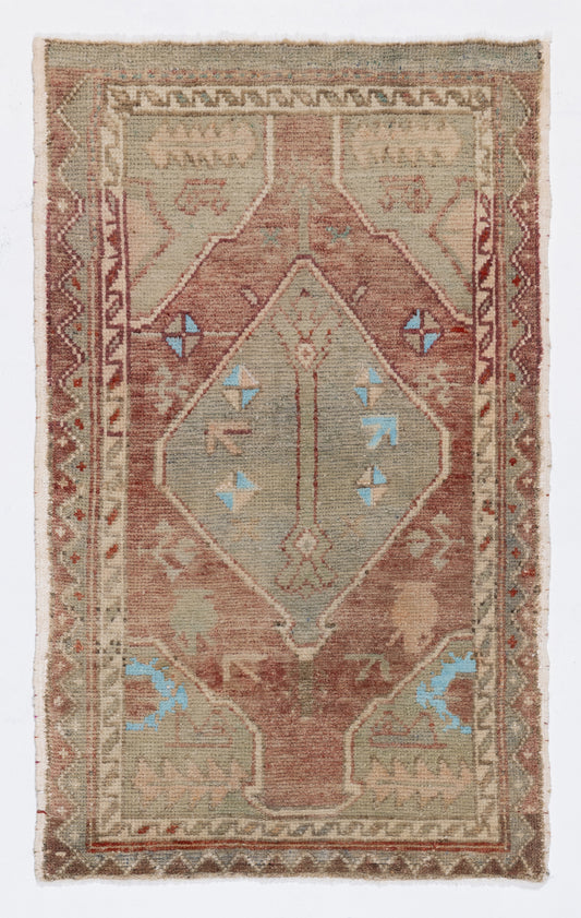 HOU2507155 | 36.61 | 2'5" X 4'1"